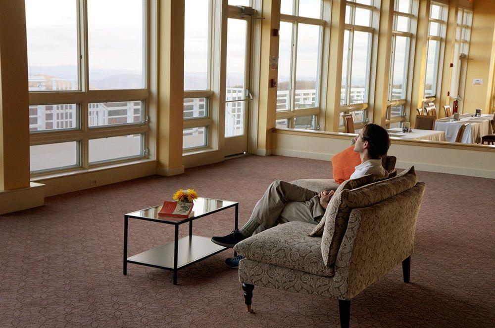 Art Of Living Retreat Center Hotel Bamboo Buitenkant foto