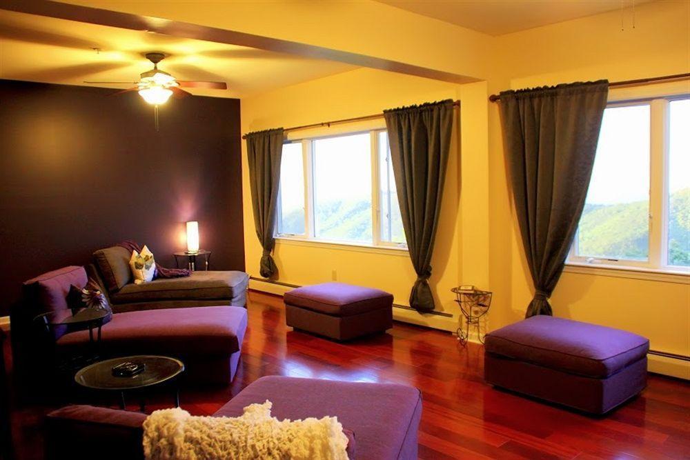 Art Of Living Retreat Center Hotel Bamboo Buitenkant foto