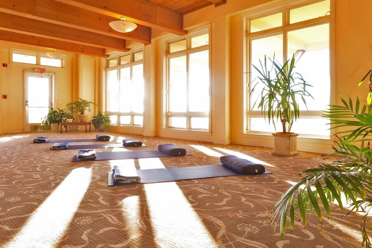 Art Of Living Retreat Center Hotel Bamboo Buitenkant foto